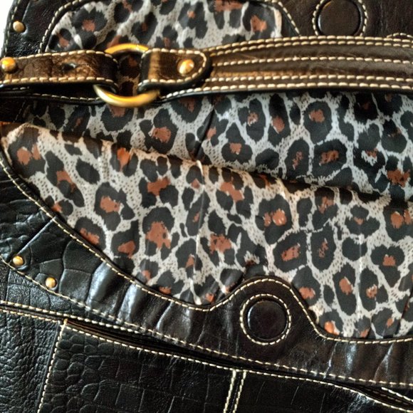 SOLD.  MAXX NEW YORK Black Faux Leather Croc Studded Shoulder Bag GUC - Picture 3 of 8